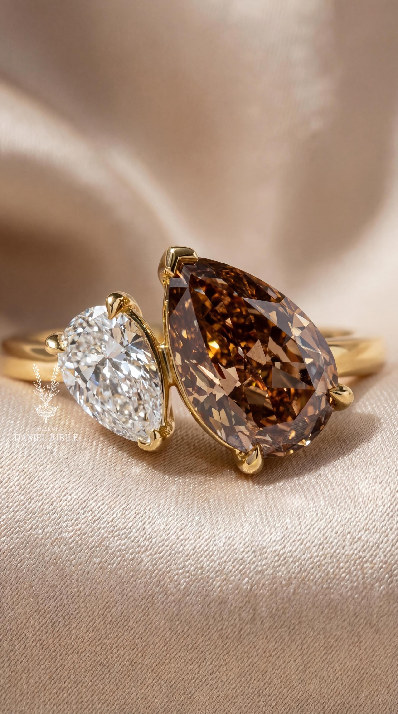 3ctw Pear Lab Diamond Toi et Moi Ring – Champagne & White, 14k Gold