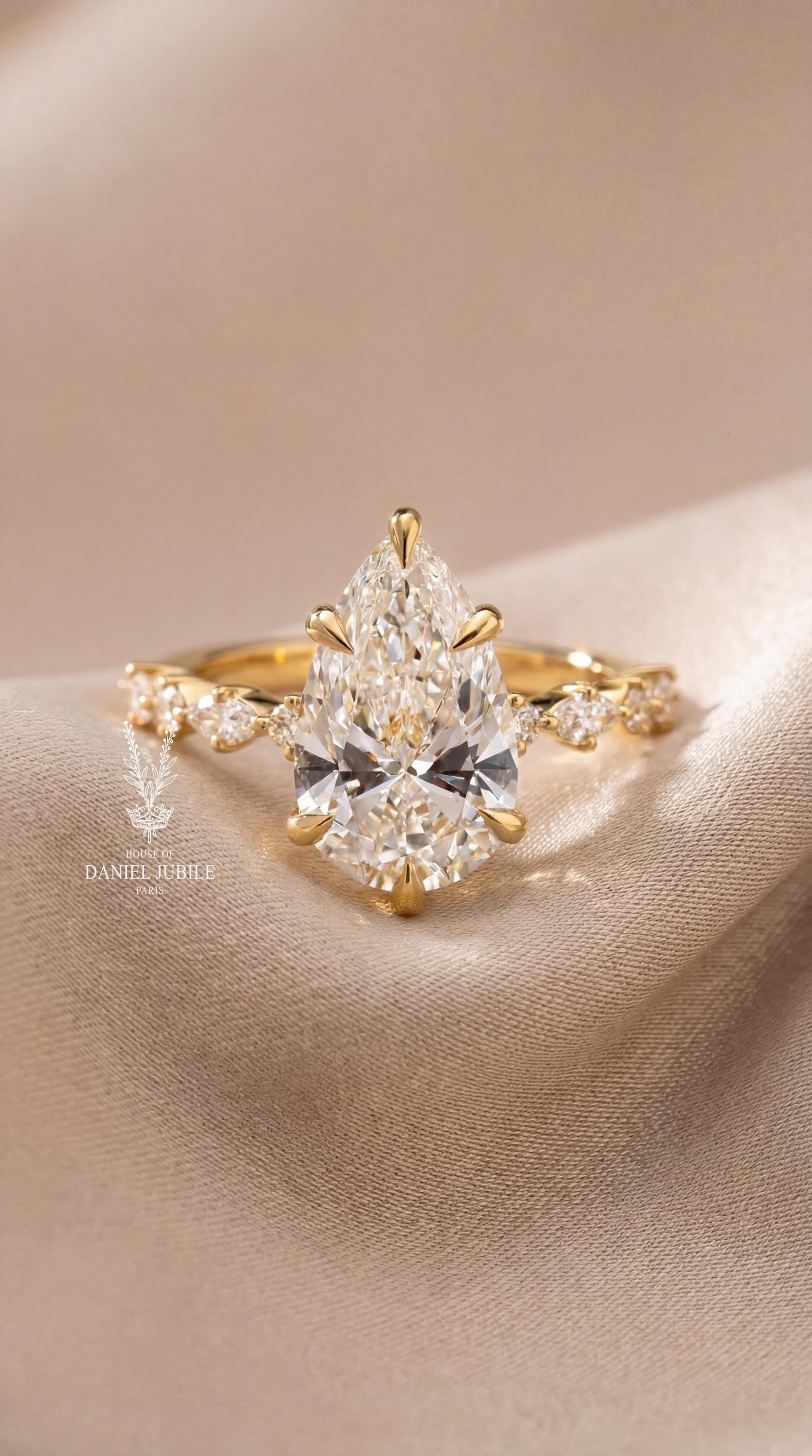 5Carat Pear Cut Lab Diamond Engagement Ring – Vintage Vine 14k Gold Band