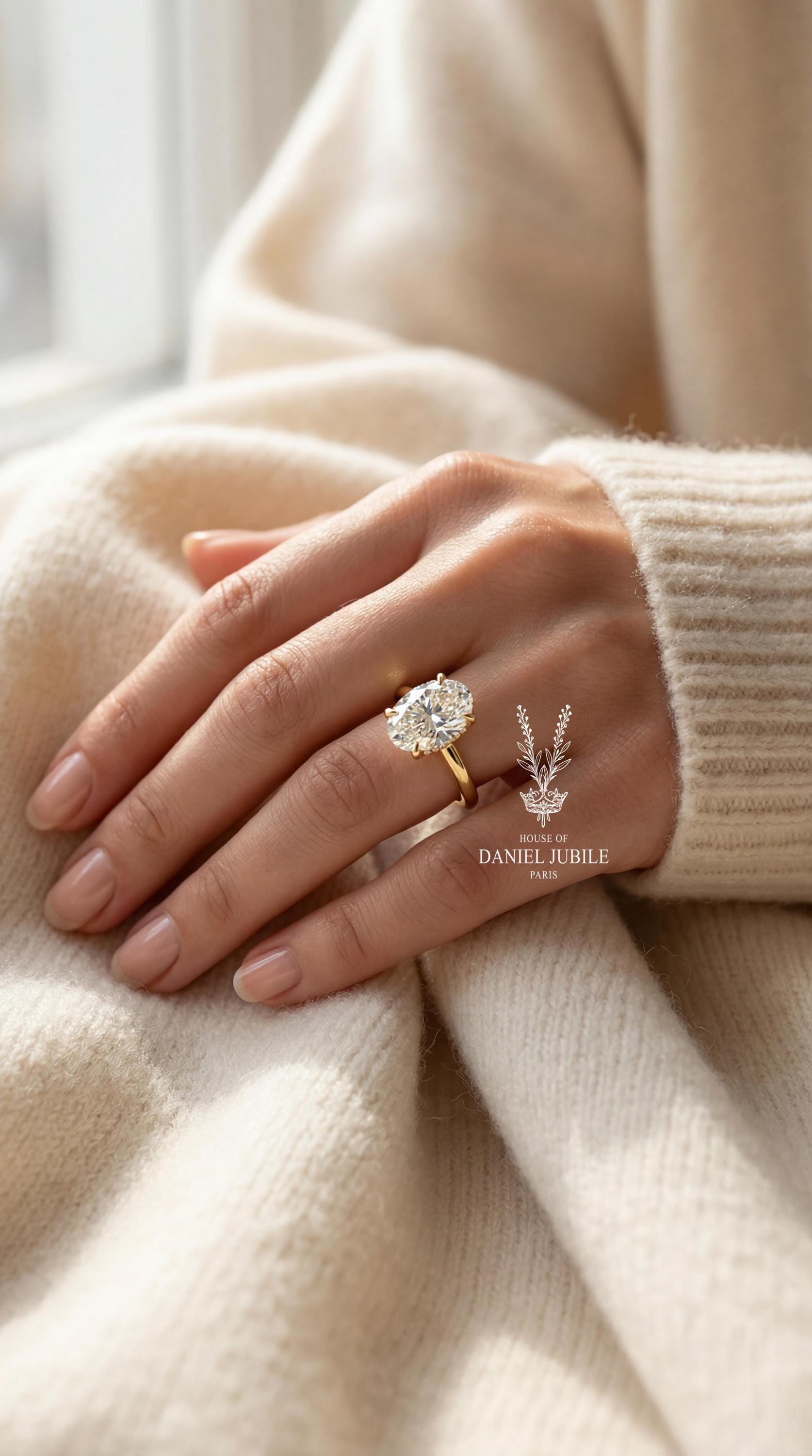 Aurelia 5ct Oval Lab Grown Diamond Engagement Ring - 14k Gold Talon Setting