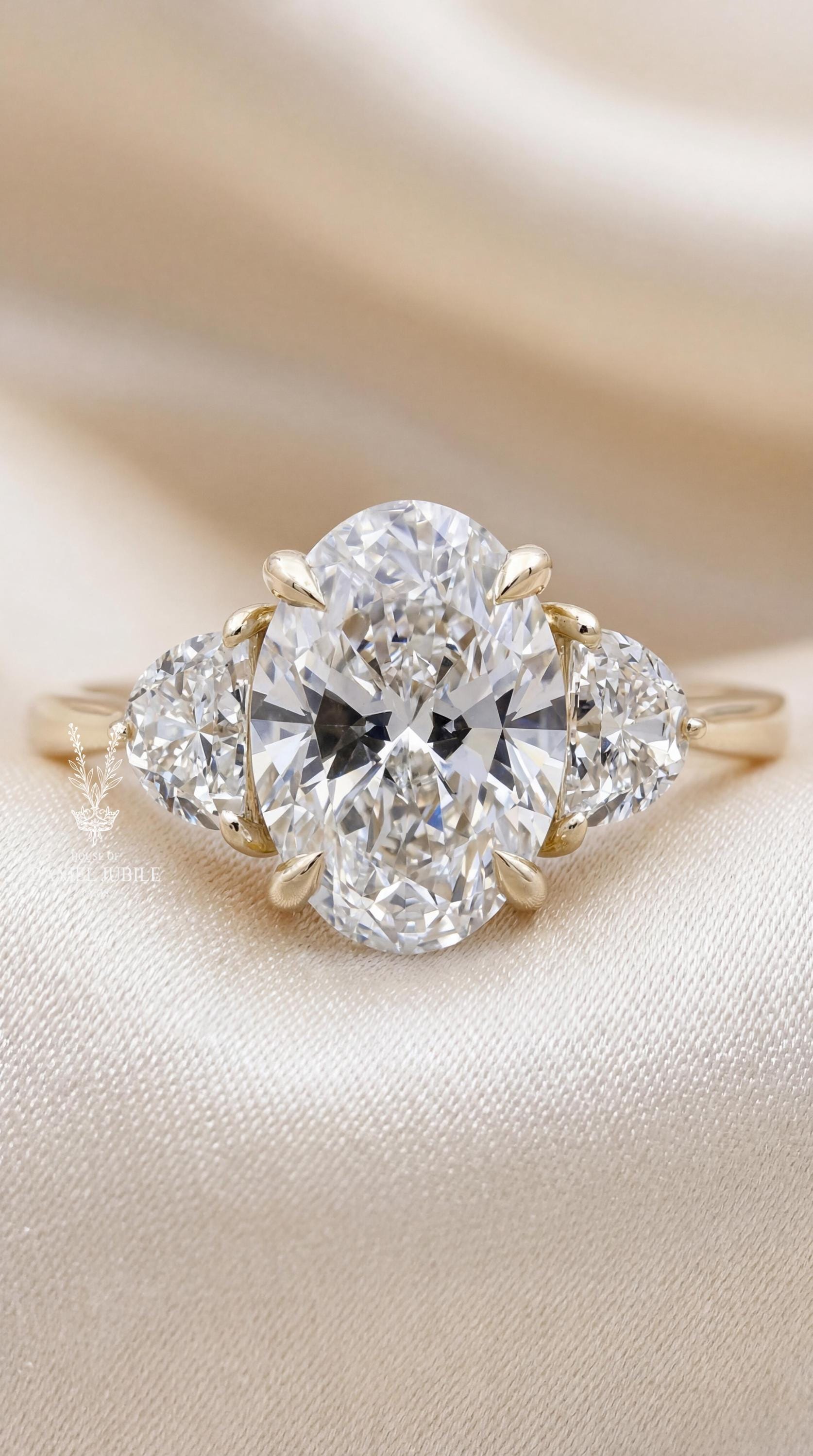 Oval Lab Diamond Engagement Ring – Gold Artemis Trilogy, Half Moon Sides