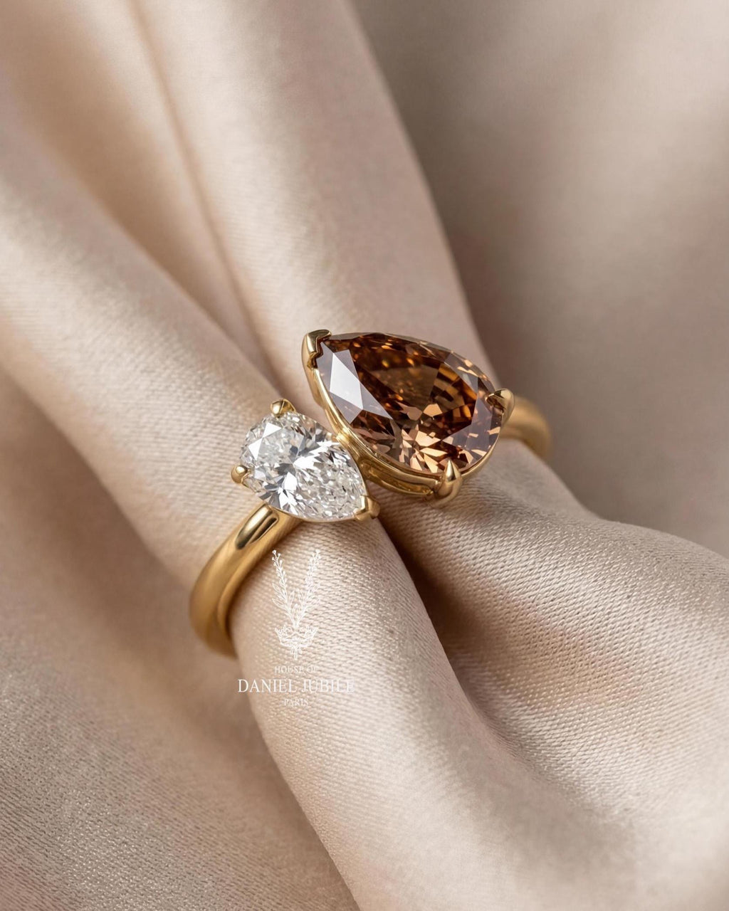 3ctw Pear Lab Diamond Toi et Moi Ring – Champagne & White, 14k Gold