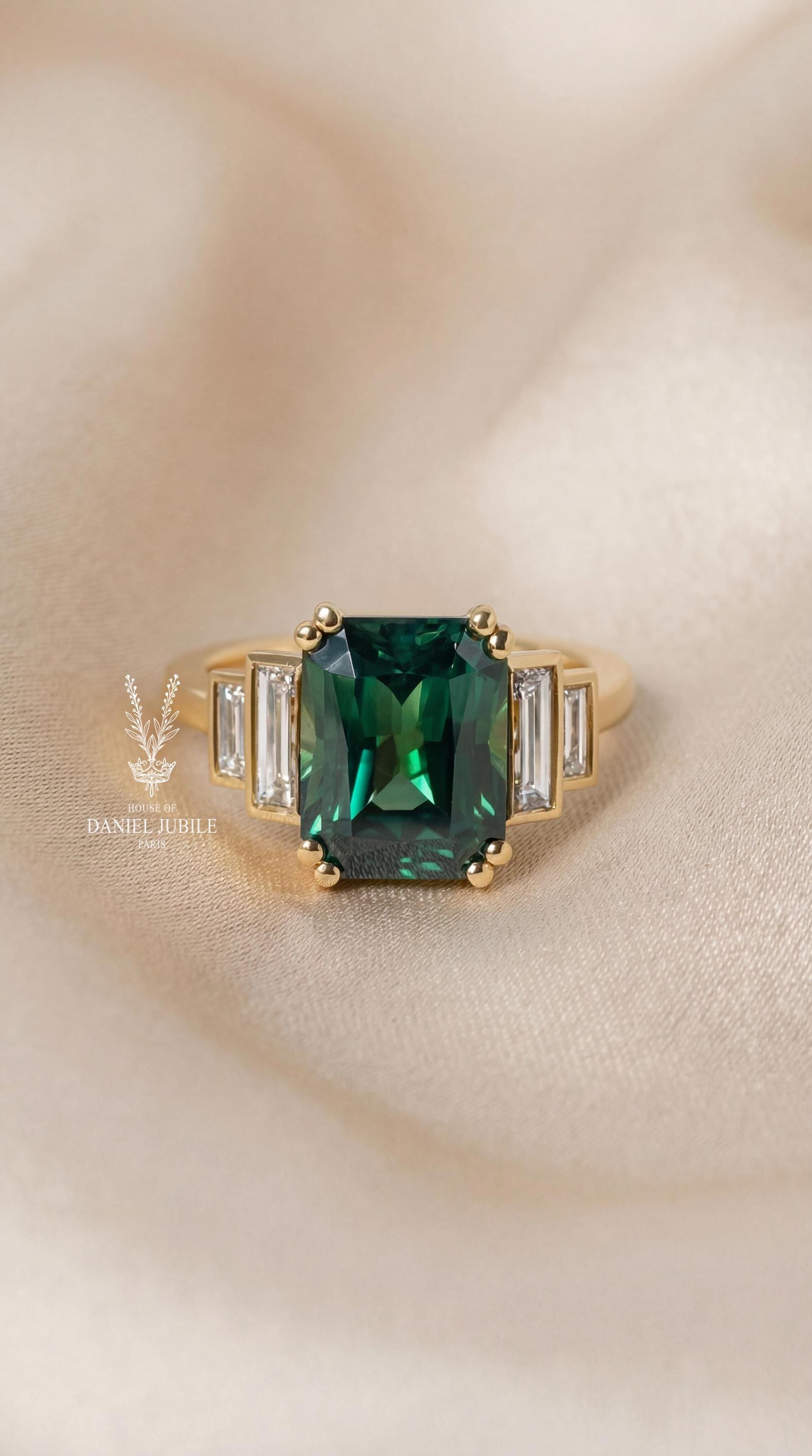 Art Deco Green Cushion Cut Lab Diamond Engagement Ring - 14k Gold