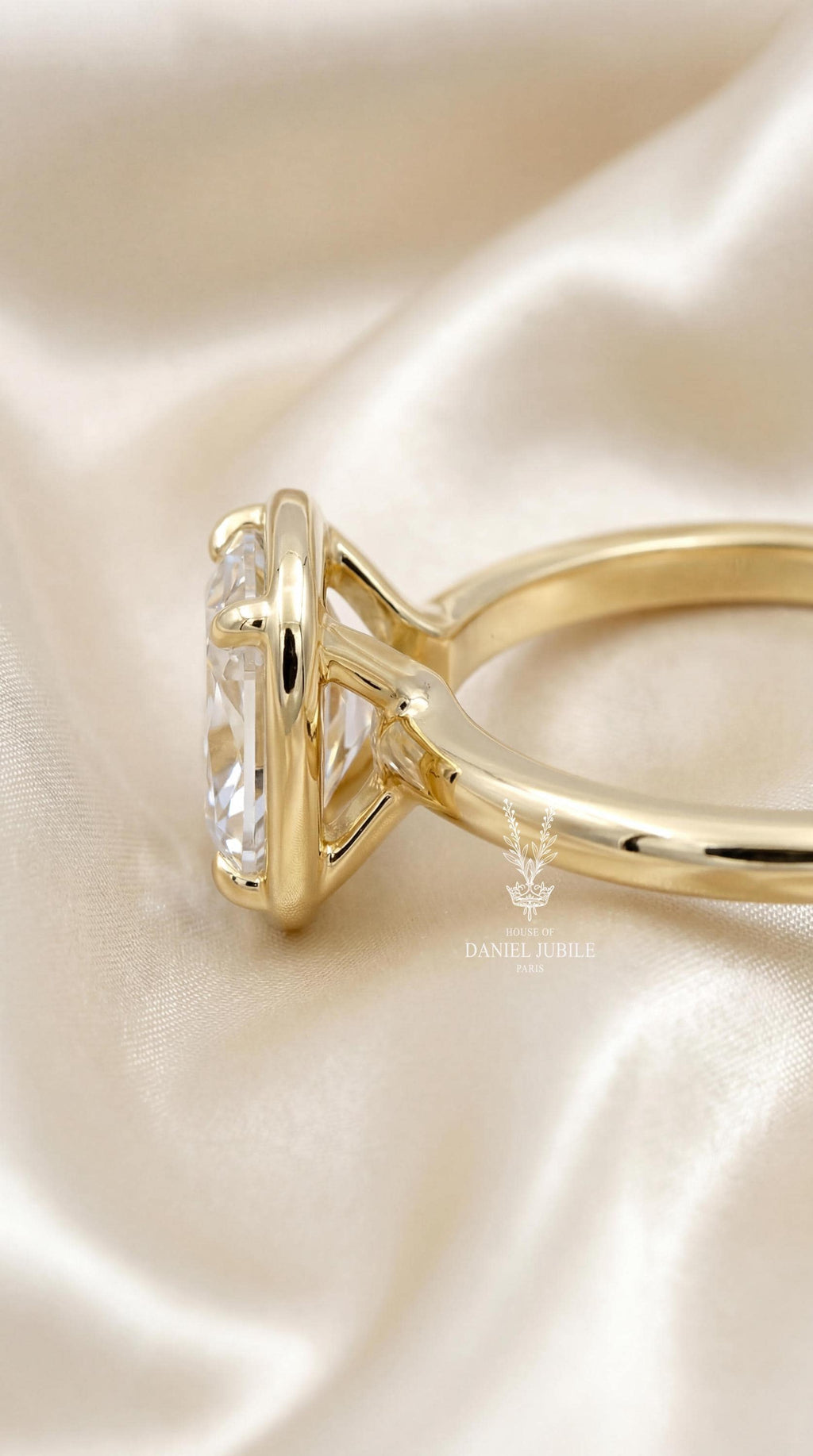 The Vespera Solitaire – 2ct Cushion Cut Lab Diamond Ring in Gold, Modern, Engagement Ring, Valentines Day Gift For Her, Minimalist Jewelry