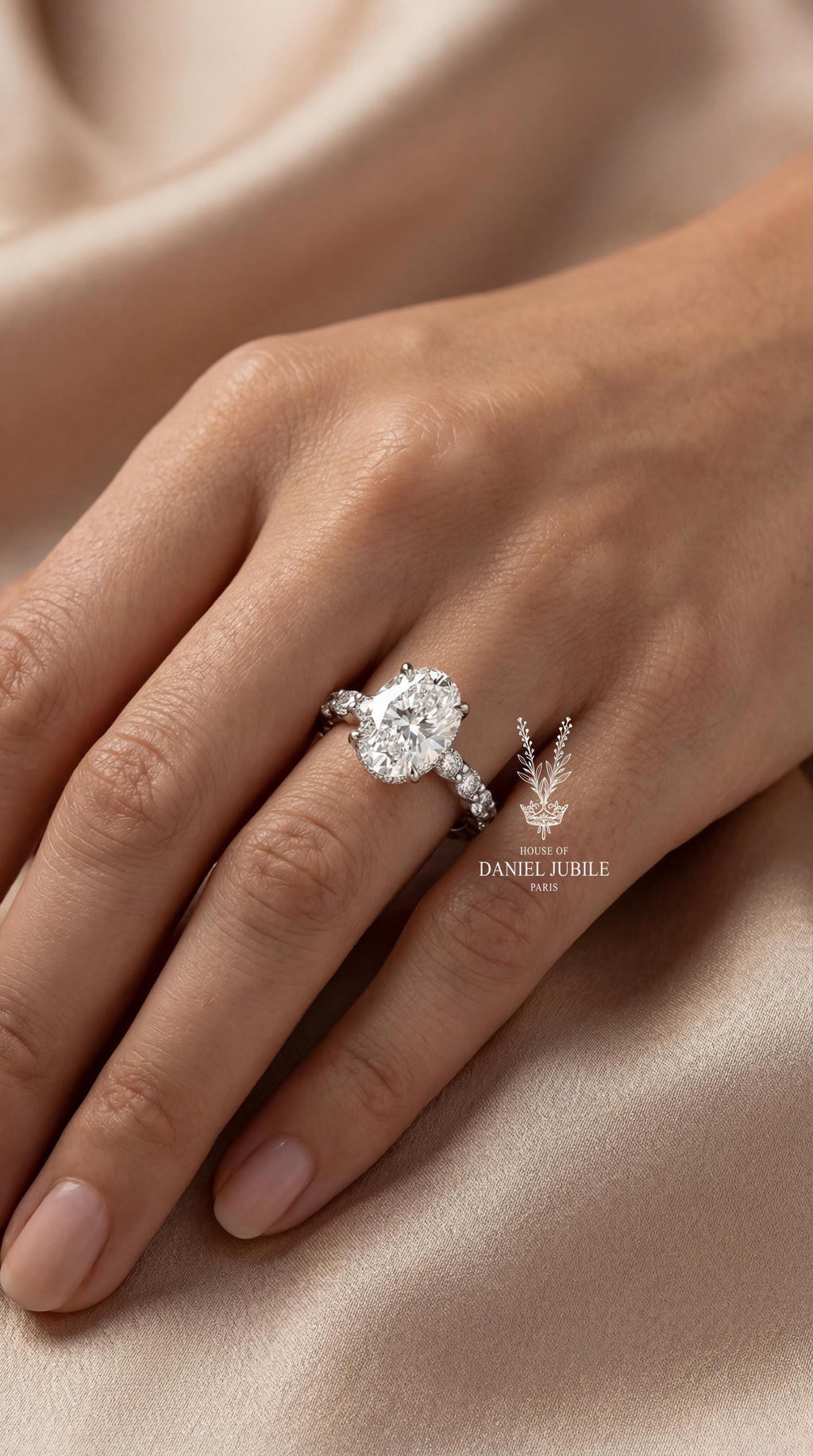 5 Carat Ophelia Scallop Oval Lab Diamond Engagement Ring – 14k White Gold Hidden Halo