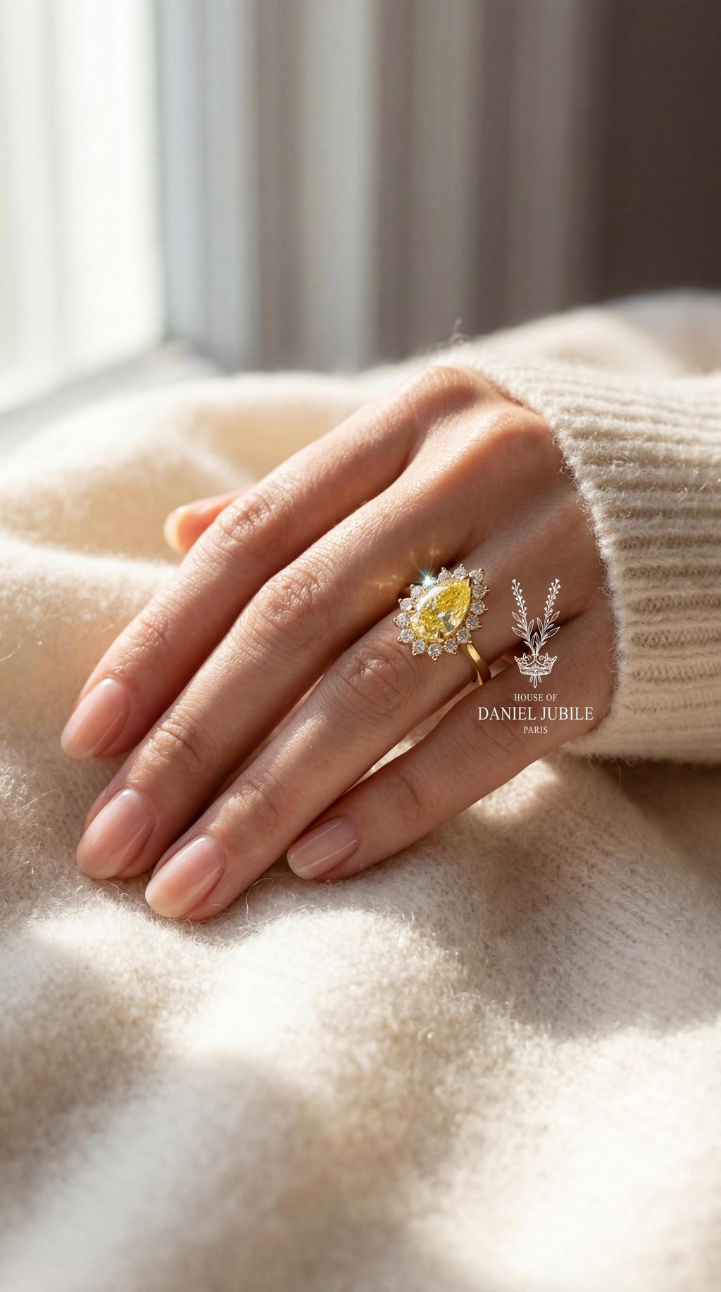 5 Carat Yellow Pear Cut Lab Diamond Engagement Ring – 14k Gold Sunburst Halo