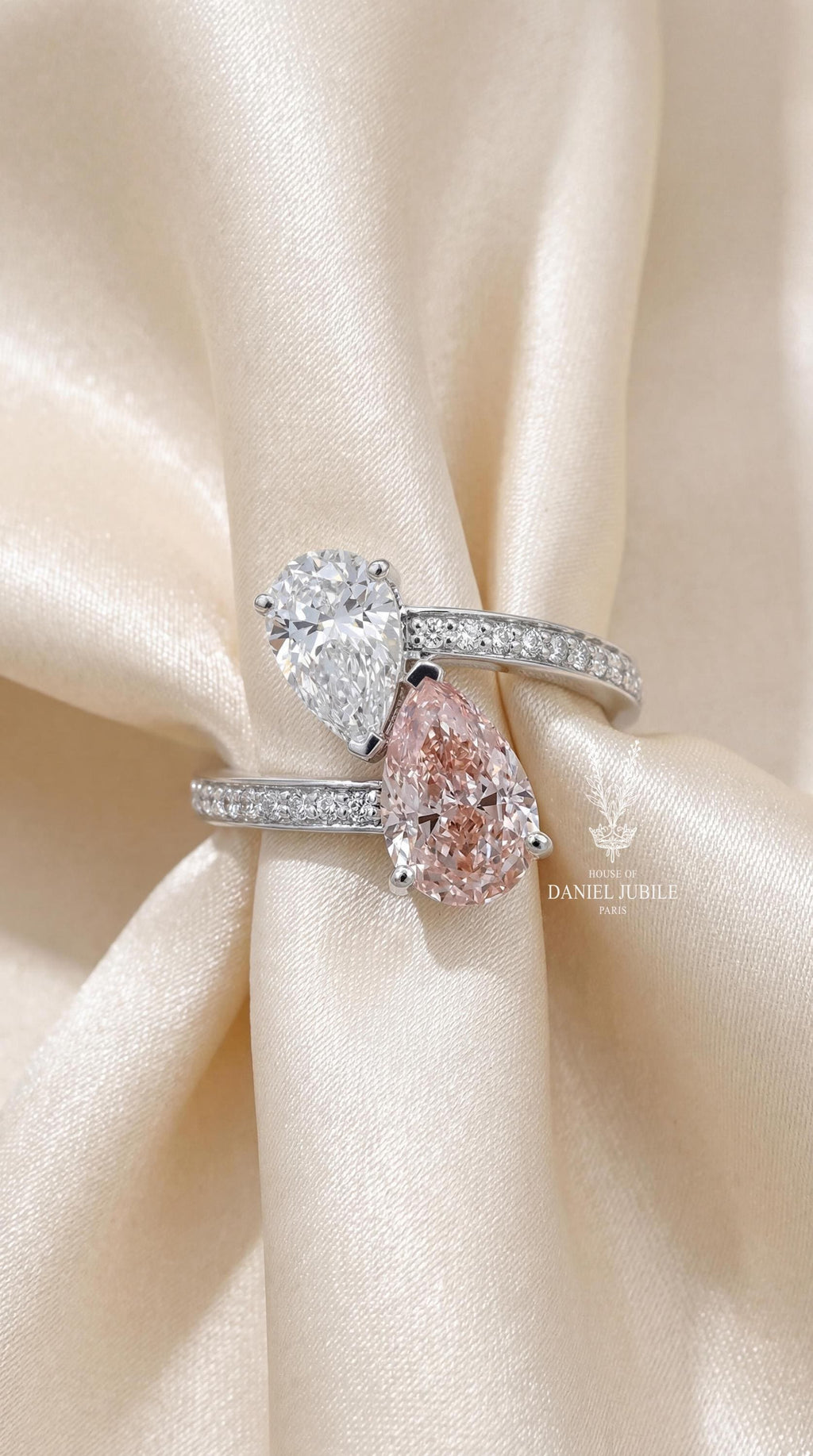 Pear Cut Toi et Moi Diamond Ring – 14k Gold Pink & White