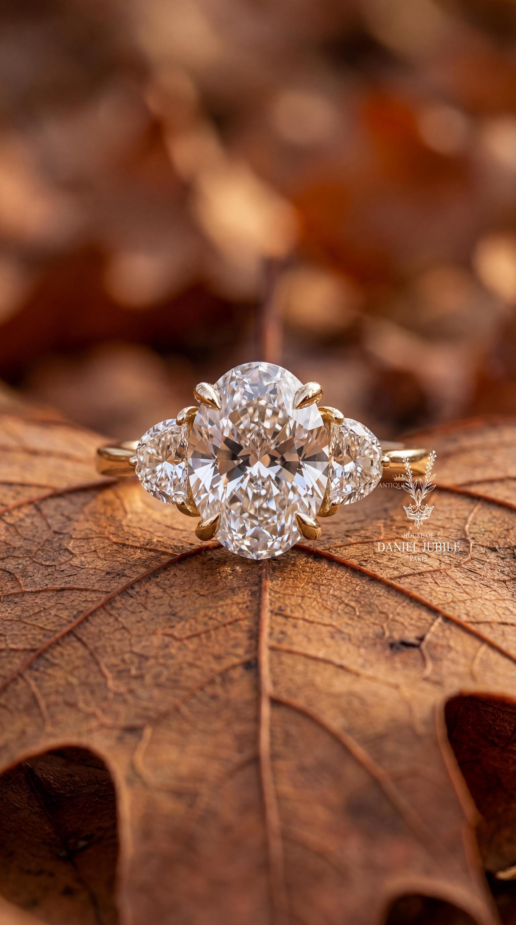 Oval Lab Diamond Engagement Ring – Gold Artemis Trilogy, Half Moon Sides