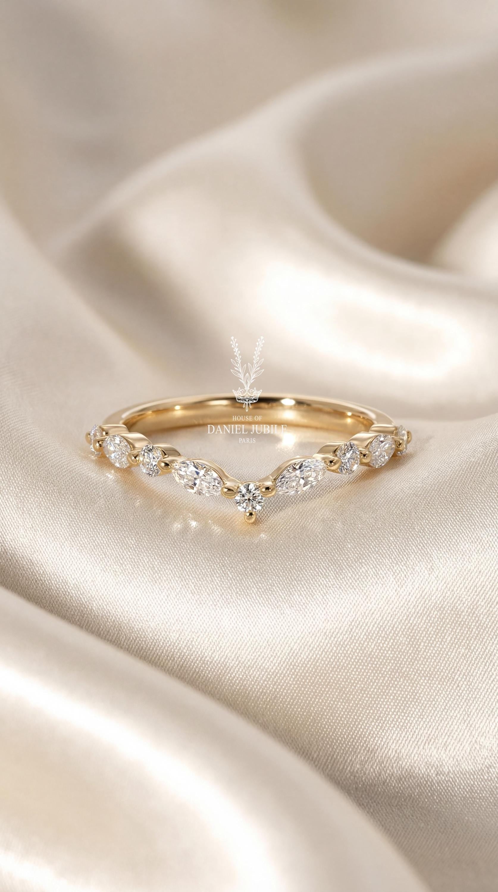 Art Deco 14k Gold Chevron Wedding Band, 0.40ct Lab Diamond Nesting Diamond Ring