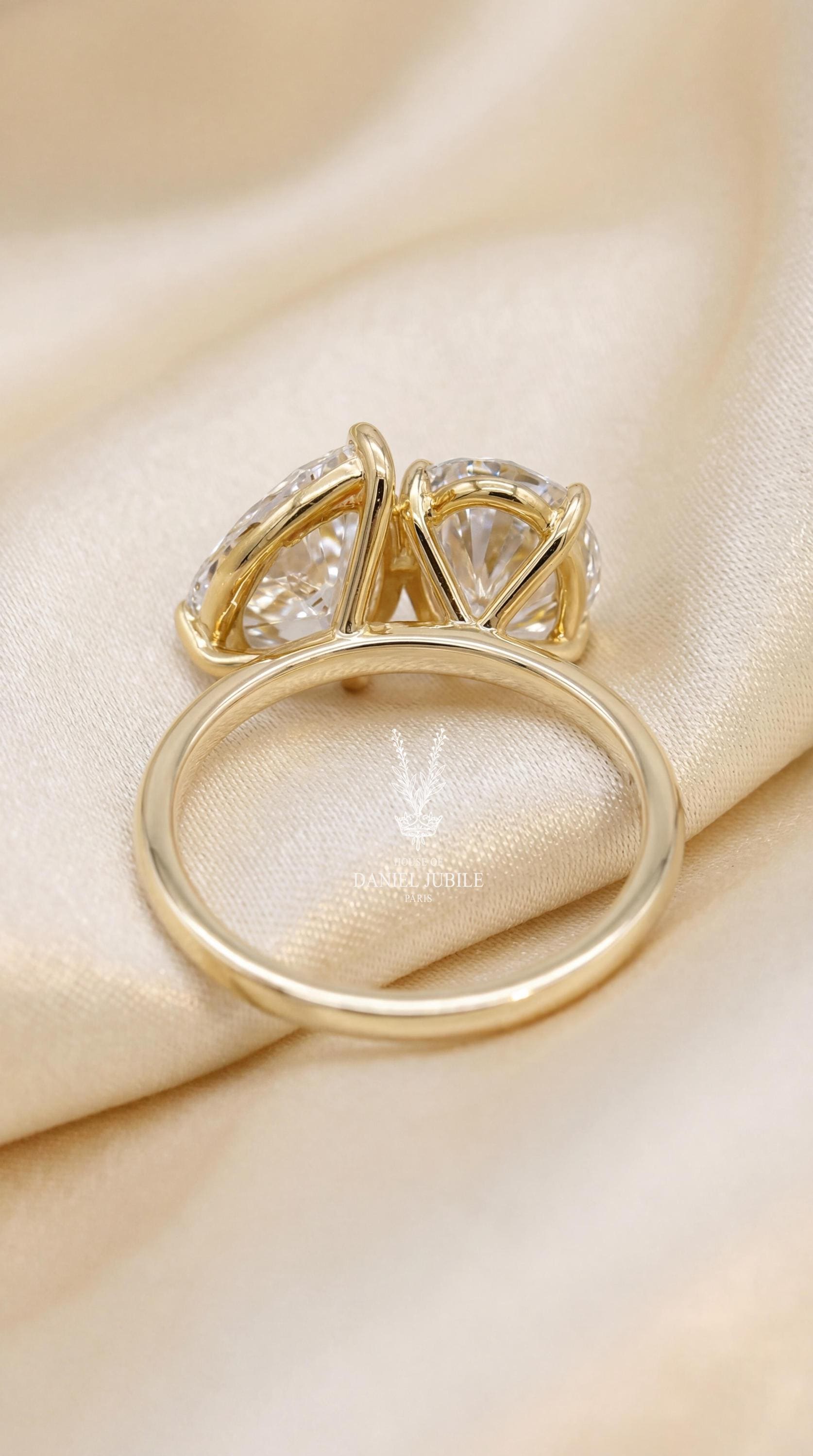 4ctw Lab Grown Diamond Toi et Moi Ring, 14k Gold Oval Pear Cut