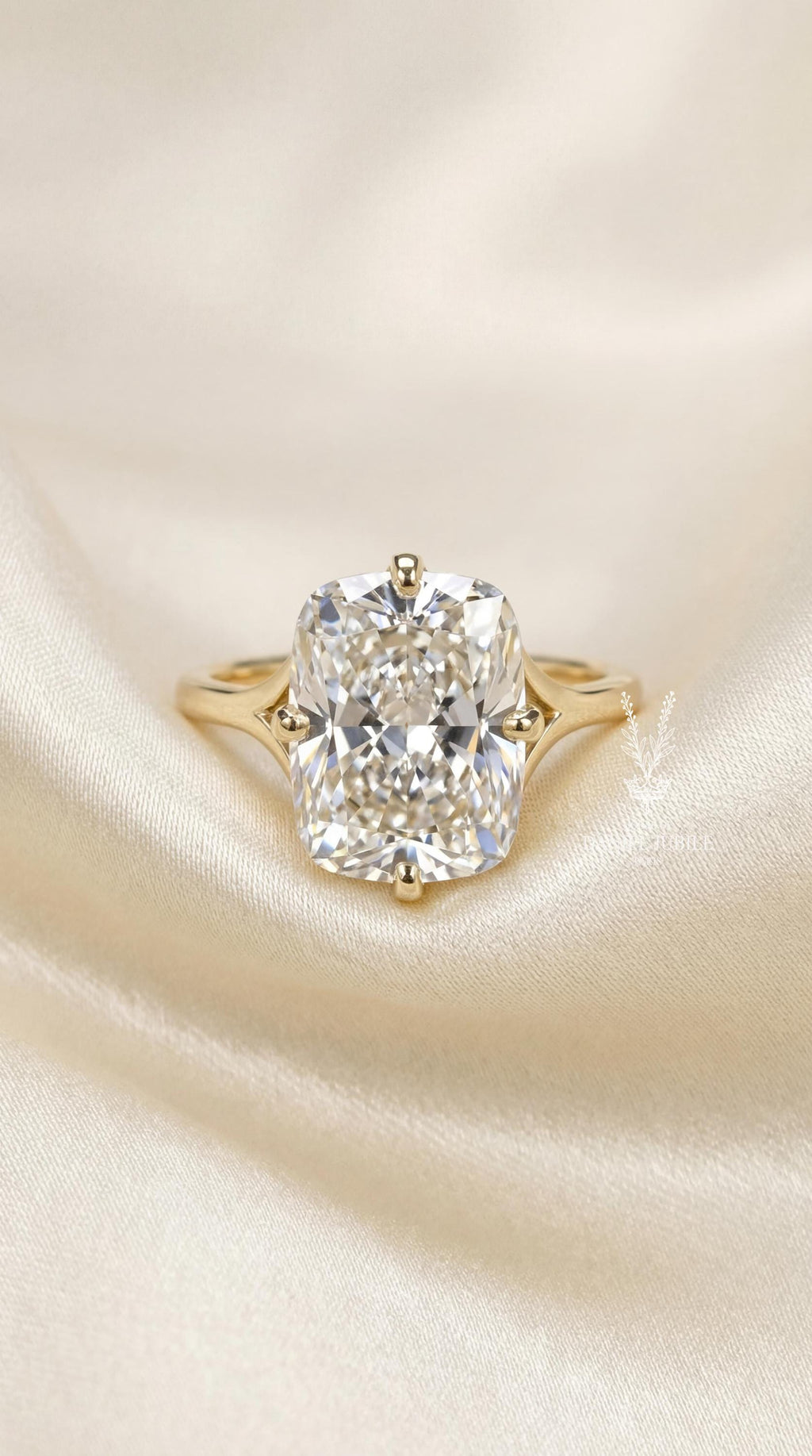 8ct Elongated Cushion Lab Diamond Engagement Ring: 14k Gold Split Shank